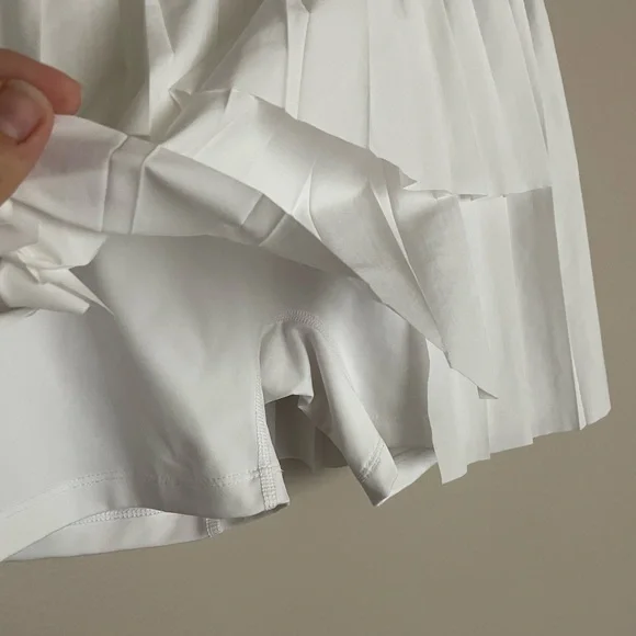 NIKE - Dri-Fit ADV White Pleated Tennis Skirt with shorties, sz M - Picture 8 of 11